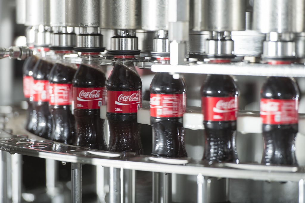 How to treat the wastewater from a carbonated beverage production plant ?