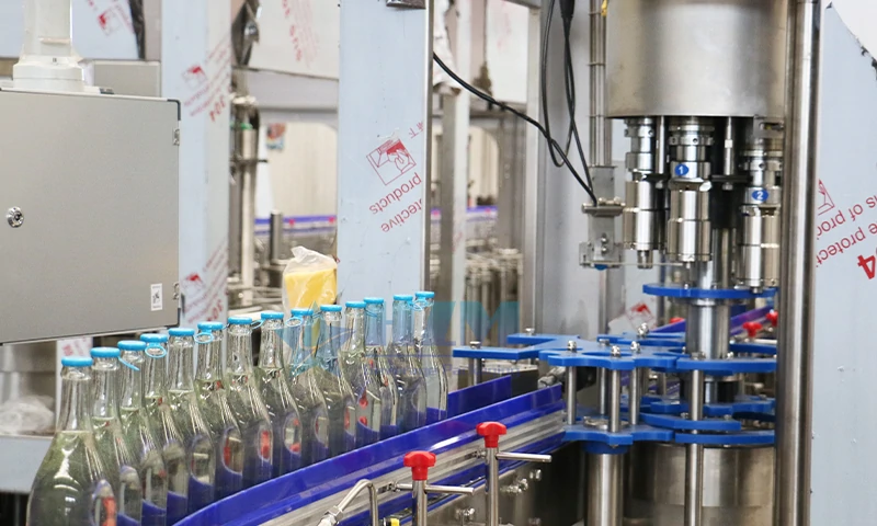 Glass Bottle CSD & Water Drinks Filling Machine